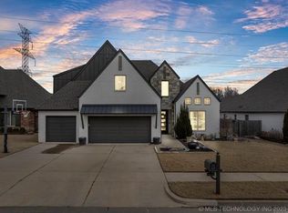 13907 S 28th St, Bixby, OK 74008