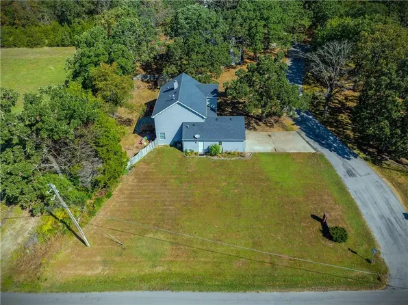 18976 S 1485th Rd, Nevada, MO 64772