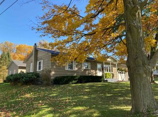 103 Upper Welden St, Saint Albans, VT 05478