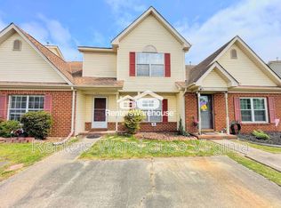 631 Brisa Ct, Chesapeake, VA 23322