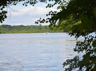 215 Newtown Rd, Acton, MA 01720