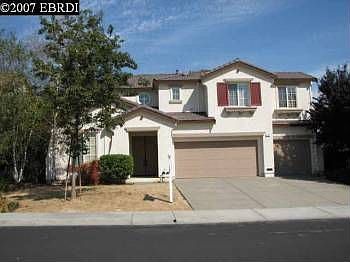 2nd image of 712 Autumn Dr