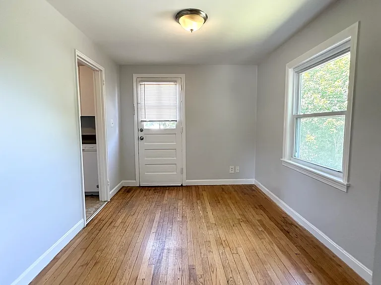 88 Mary Ann Rd — Photo 7