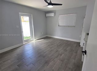 9321 SW 26th St #1, Miami, FL 33165