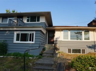 25604 16th Ave S, Seattle, WA 98198