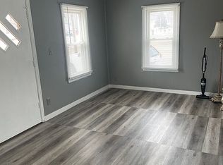 3956 E Stein Rd, La Salle, MI 48145