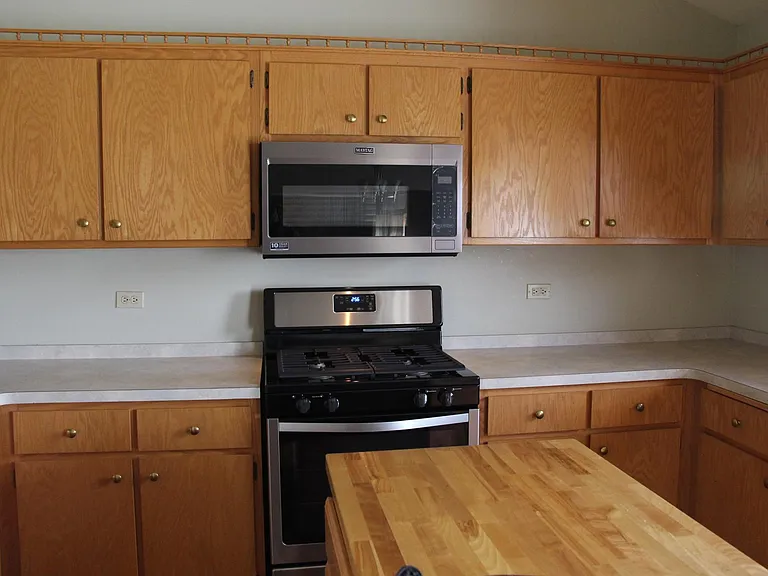 7810 Brookside Glen Dr — Photo 12
