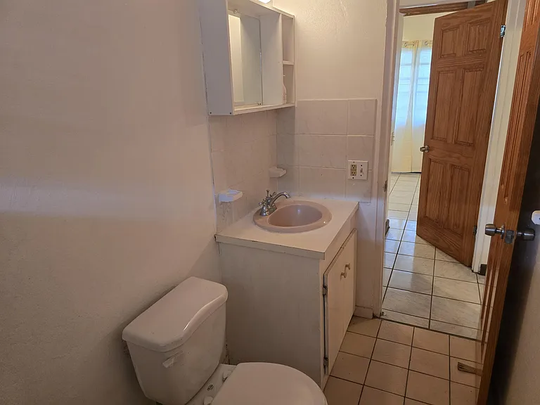 176 Golden Rock Est — Photo 27