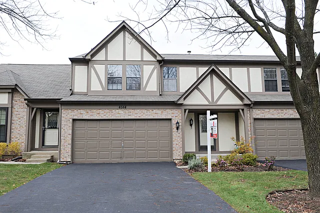 4584 Topaz Dr photo 1