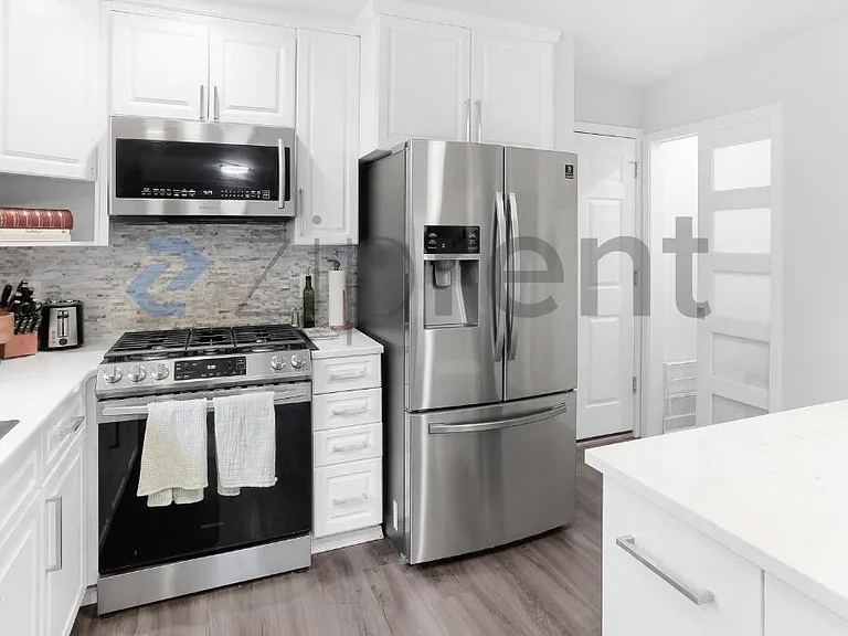 16376 SE 40th St — Photo 4