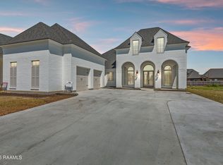 301 Gunter Grass Ct, Lafayette, LA 70508