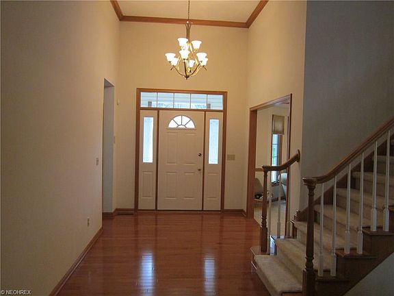 2nd image of 255 Maron Ln