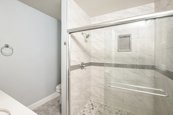 3313 Cypress Point Cir — Photo 13