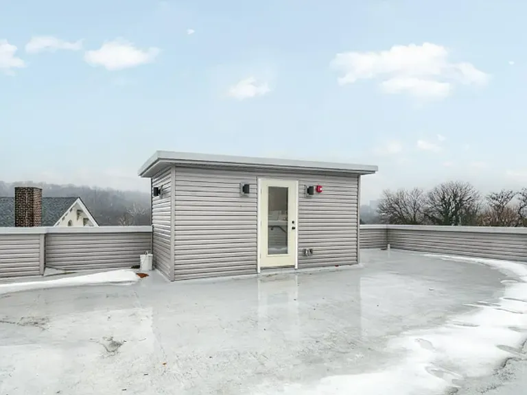 3712 Midvale Ave — Photo 12
