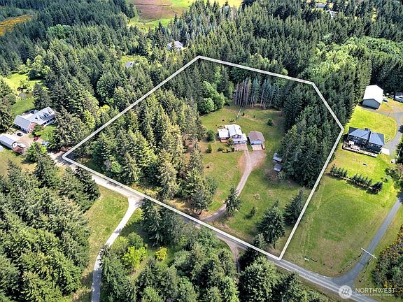 2nd image of 21 SE Majestic View Drive