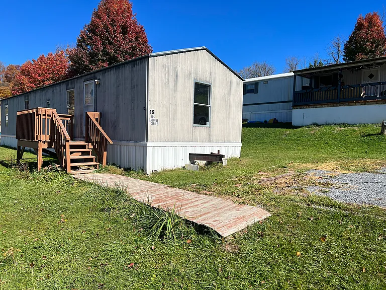 135 Caboose Cir #16 — Photo 13