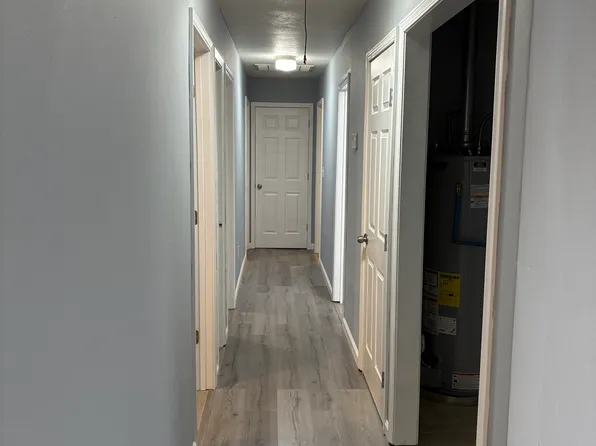 101 Desoto St, Pineville, LA 71360