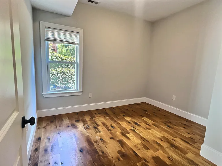 255 Paris St #1 — Photo 15