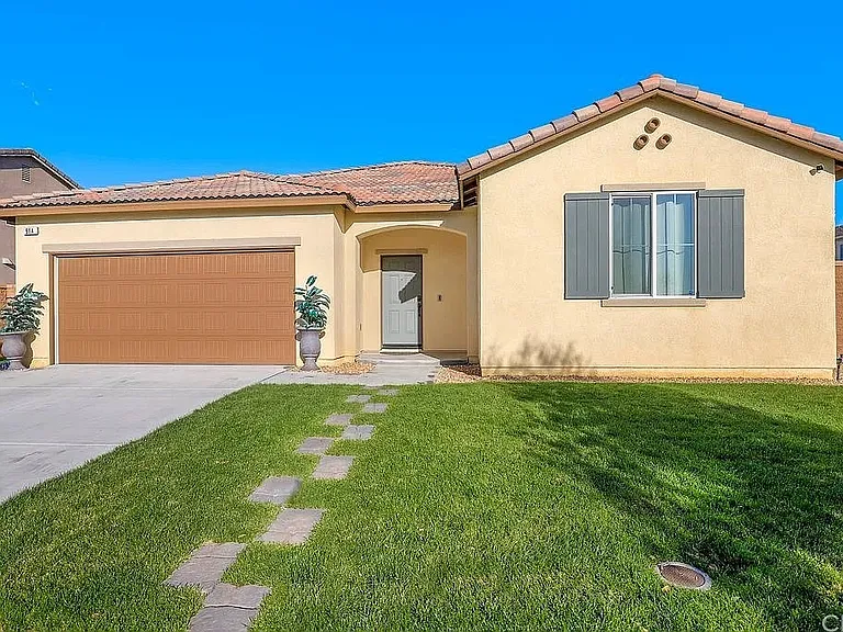 914 Haviture Way — Photo 3