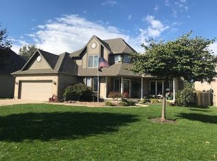 702 Cross Creek Dr, Grain Valley, MO 64029