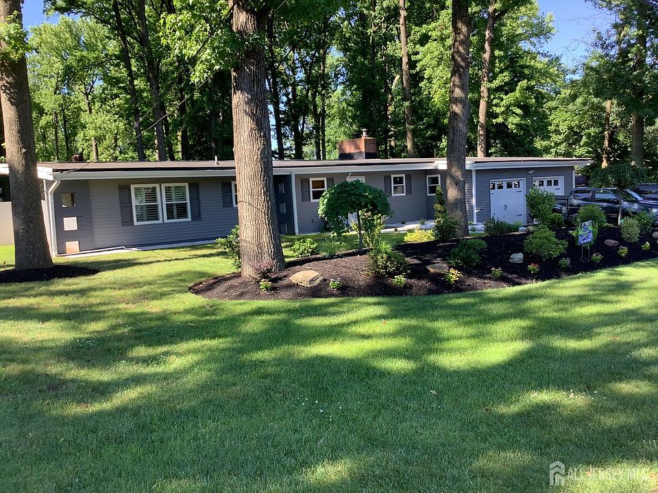 1st image of 12 Taylor Dr