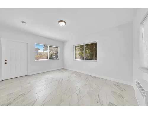 1839 Funston St Photo 1