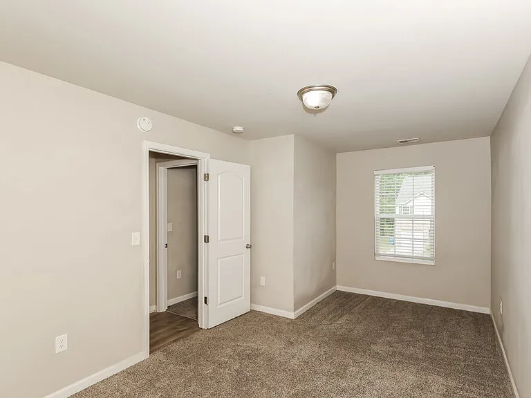 2569 Wood Bend Ln — Photo 15