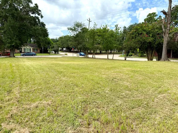 9746 Cedardale Dr Lot 26, Houston, TX 77055
