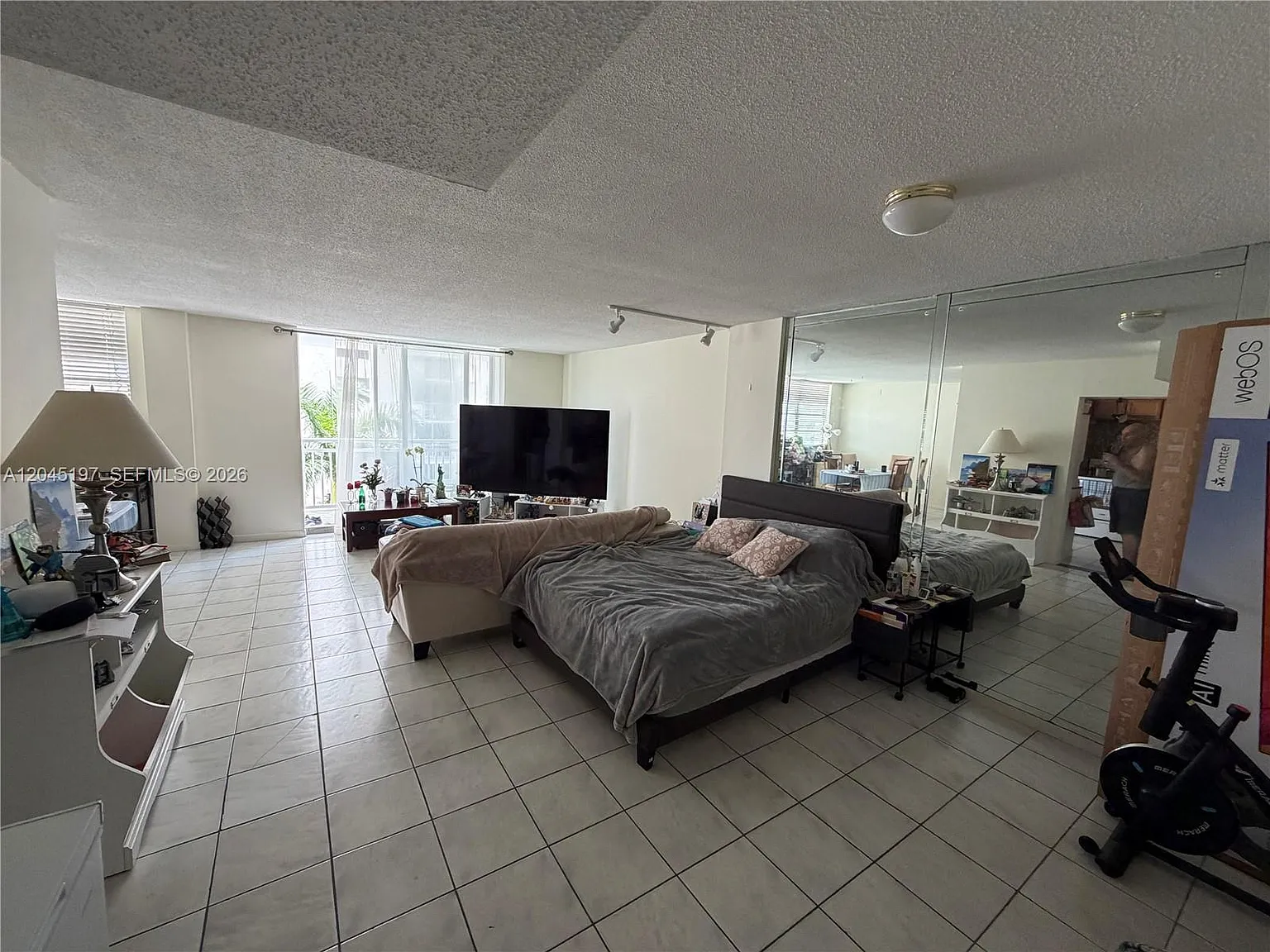 Plaza Towers South Condo — Photo 4