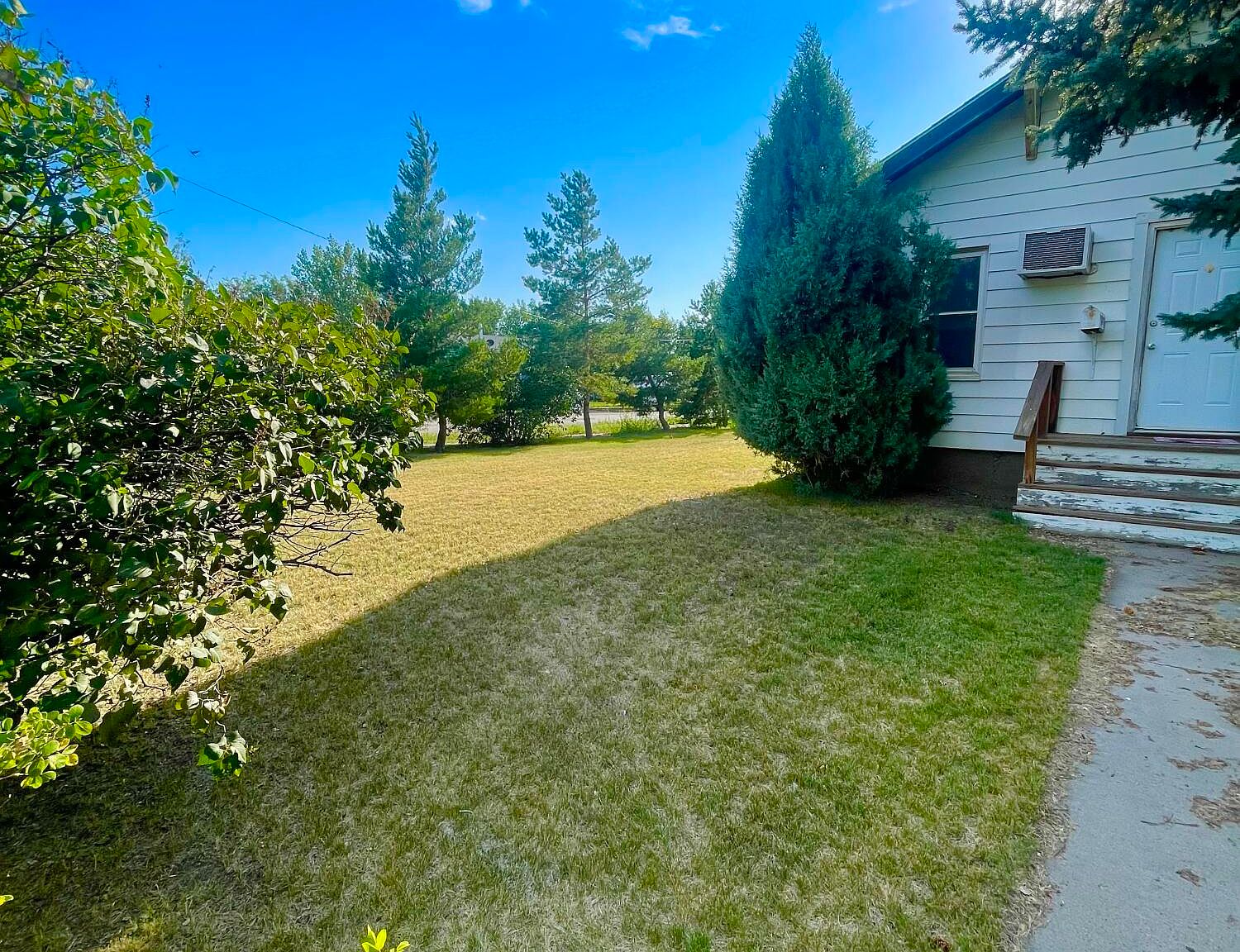 529 4th Ave S, Wolf Point, MT 59201 Zillow