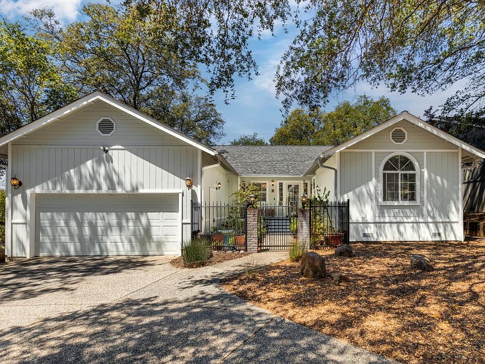 1st image of 14132 Pepperwood Dr