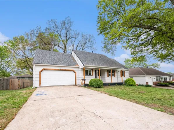 9505 E 79th St, Raytown, MO 64138