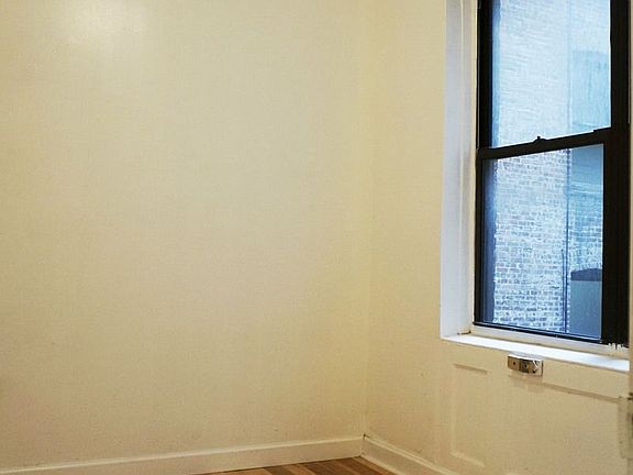3rd image of 201 W 105th St APT 1