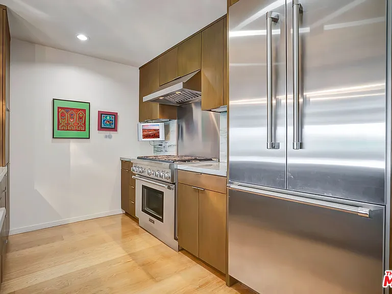 1705 Ocean Ave #508 — Photo 8