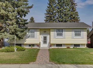 11427 SW Wilkes Rd SE, Calgary, AB T2J 2E5