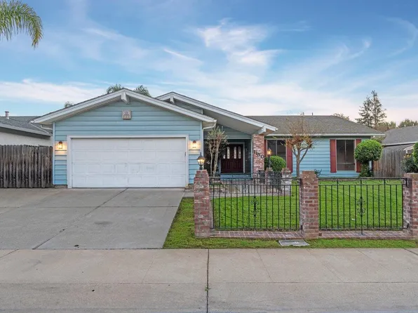1150 Port Chelsea Cir, Lodi, CA 95240