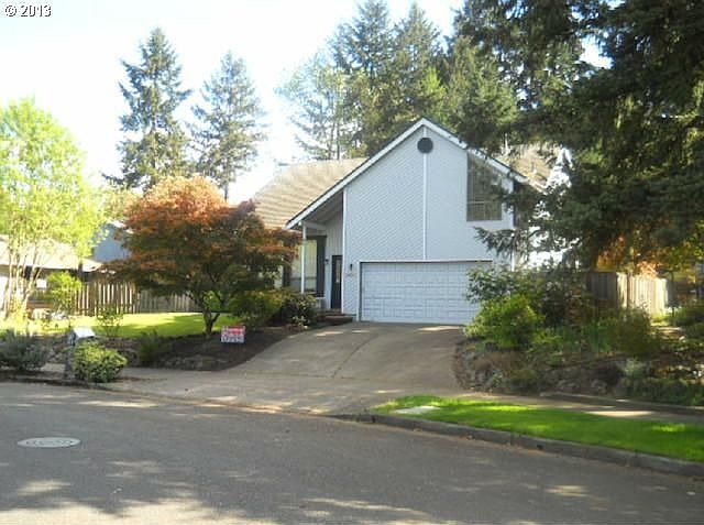 1st image of 15050 SW Carolwood Dr