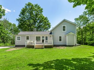 523 Stroup Rd, Atwater, OH 44201