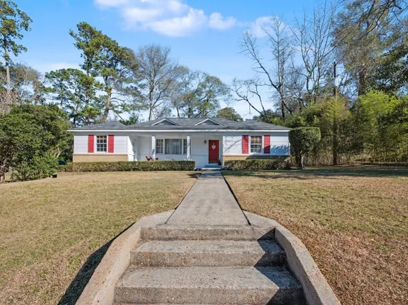 528 4th St, Jasper, TX 75951