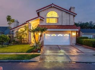 5860 Compass Dr, Los Angeles, CA 90045