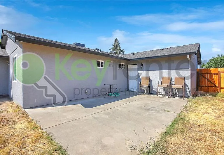 8256 Manhart Way — Photo 27