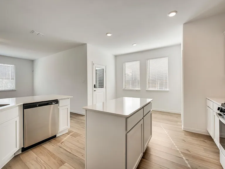 3009 Sovereignty Dr — Photo 5
