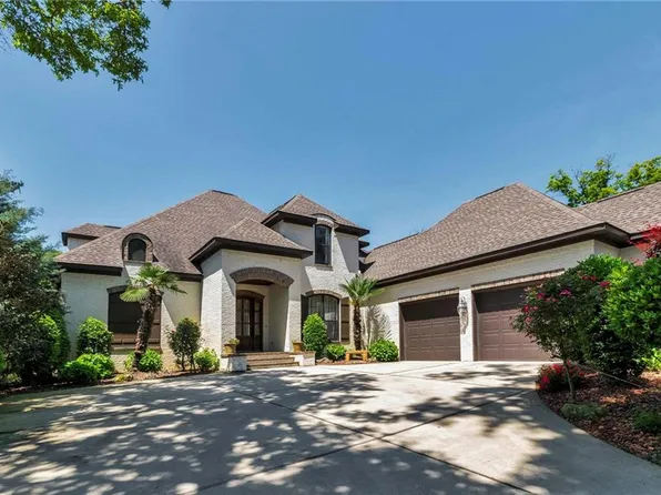 613 Bishop Ln, Mobile, AL 36608