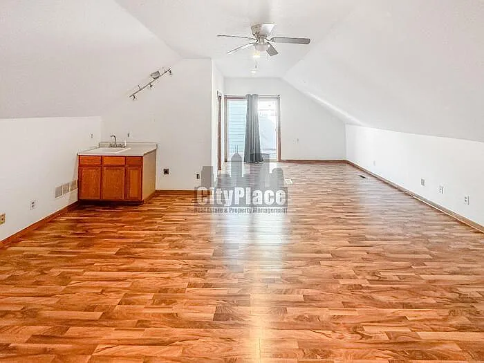 942 Fayette St — Photo 15
