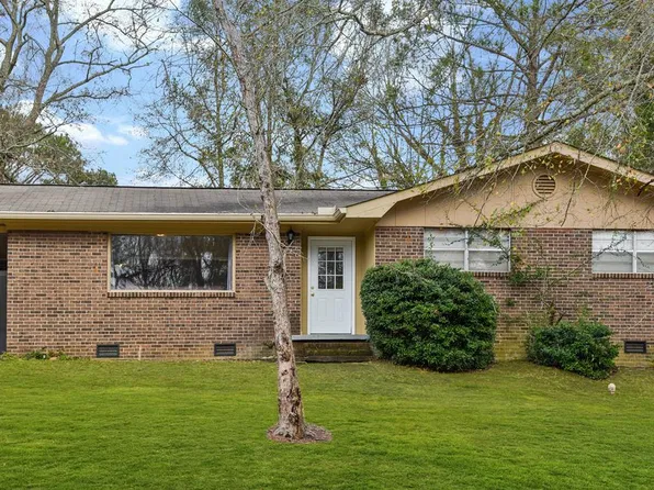 205 Cherry Hill Rd, Enterprise, AL 36330