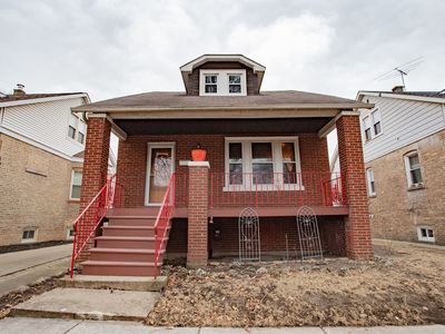 6453 N Sayre Ave, Chicago, IL, 60631