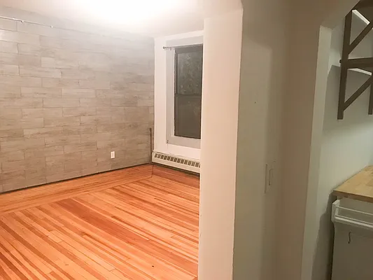 Rented by Ulas Real Estates Inc | media 27