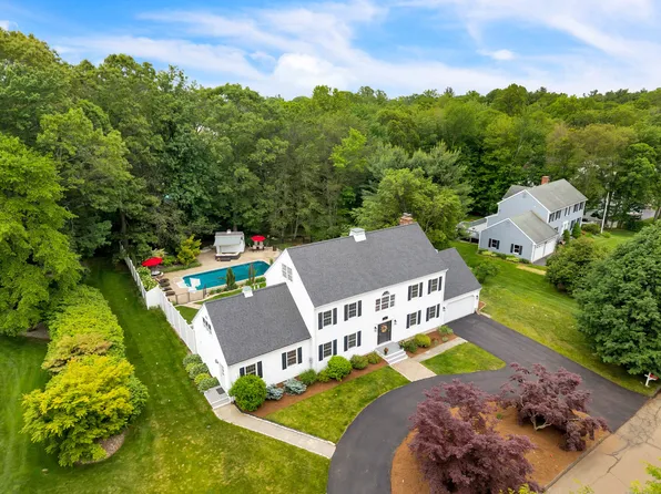 30 Valley Brook Road South, Branford, CT 06405