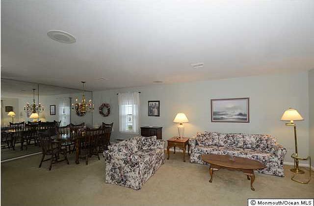 2nd image of 126 S Everest Drive S