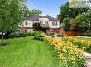 1240 Huntington Rd, Kansas City, MO 64113